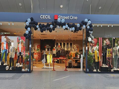 Cecil & Street One Store