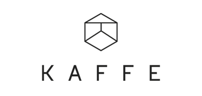 Schwarze, L-förmige Blockform.